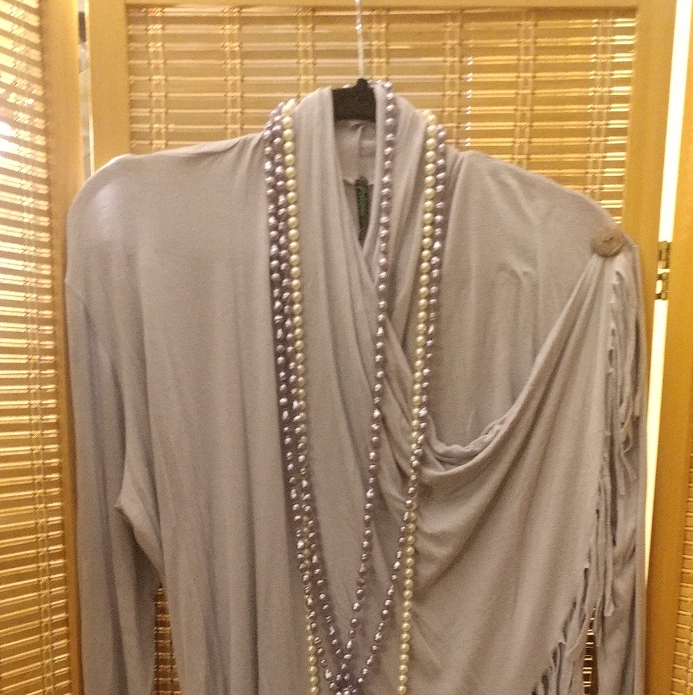 Zulily, assymetrical blouse, gray, L
